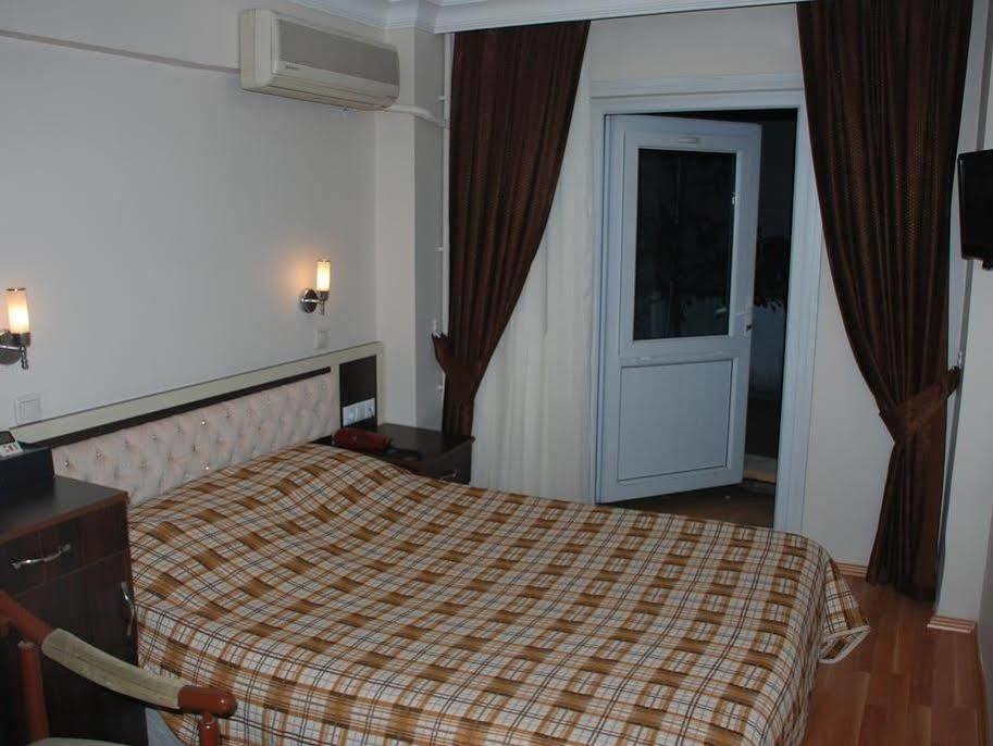 Hotel Grand Mark Istanbulská provincie Exteriér fotografie